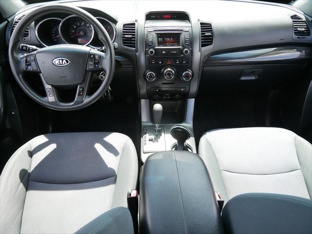 2013 Kia Sorento LX