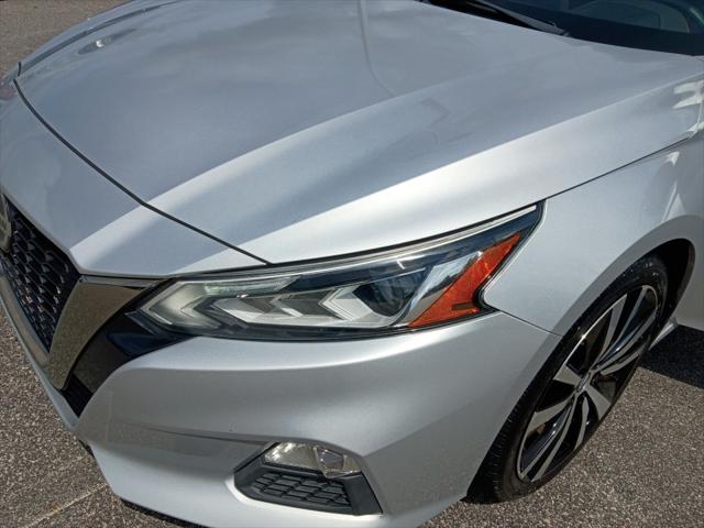 2020 Nissan Altima SR FWD