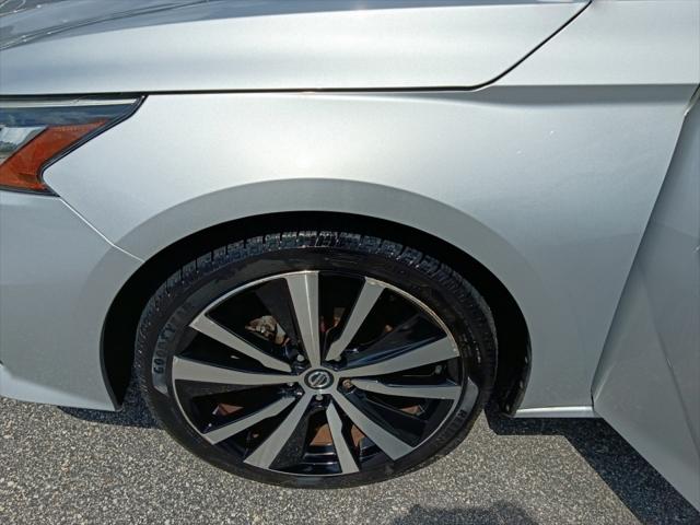 2020 Nissan Altima SR FWD