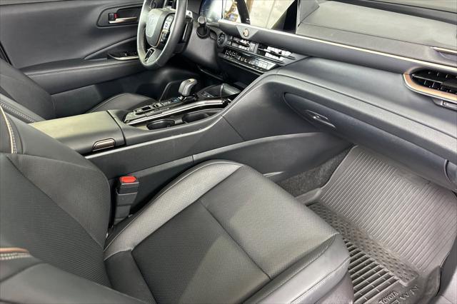2025 Toyota Crown Platinum