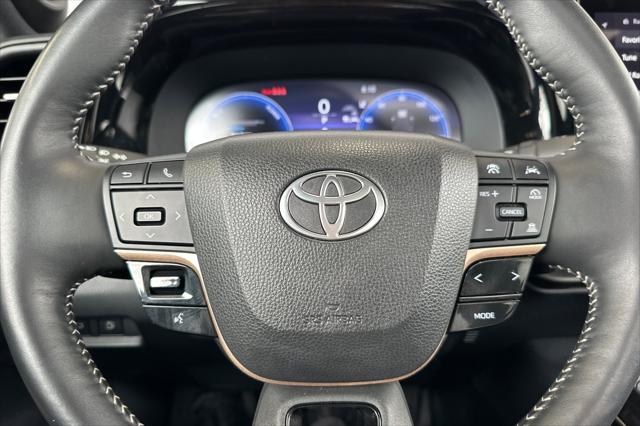 2025 Toyota Crown Platinum