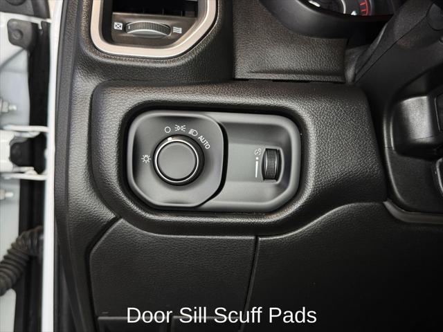 2024 Ram 3500 Tradesman/SLT/Laramie/Limited