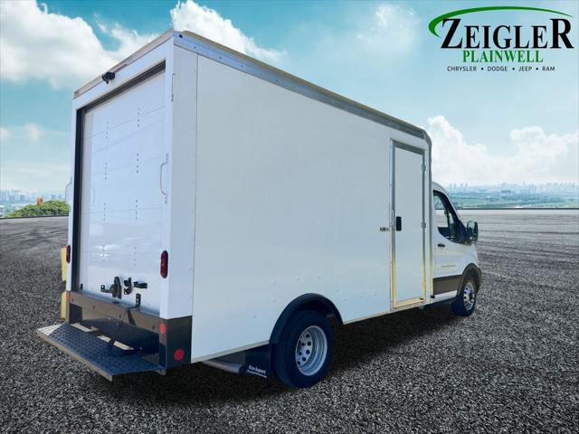 2023 Ford Transit Cutaway Base