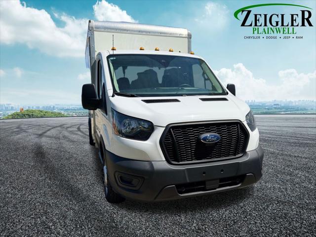 2023 Ford Transit Cutaway Base
