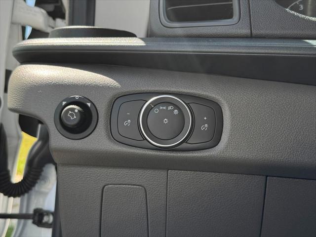 2023 Ford Transit Cutaway Base