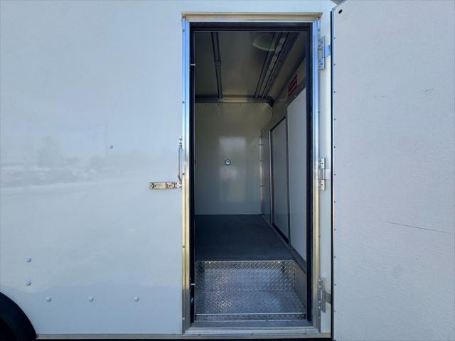 2023 Ford Transit Cutaway Base