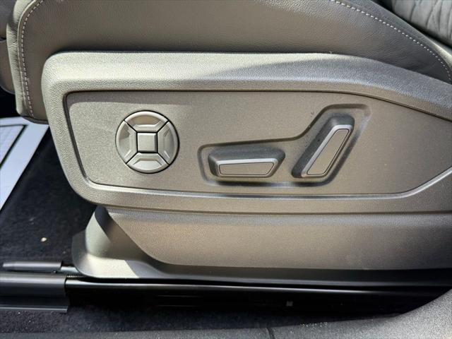 2026 Audi SQ5 Premium Plus TFSI quattro S tronic