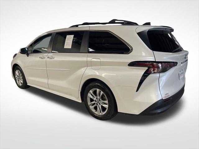 2024 Toyota Sienna XLE
