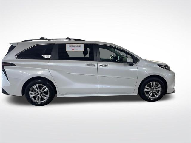 2024 Toyota Sienna XLE