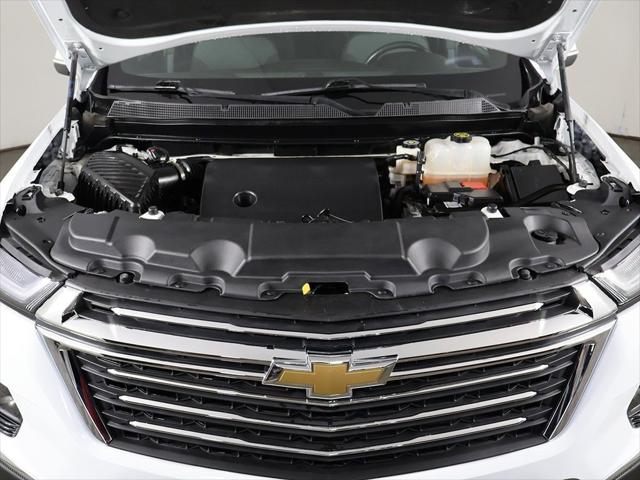 2022 Chevrolet Traverse AWD LT Cloth