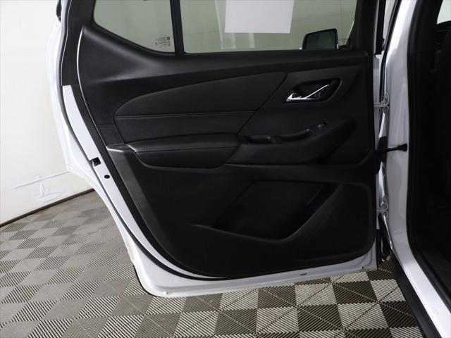 2022 Chevrolet Traverse AWD LT Cloth