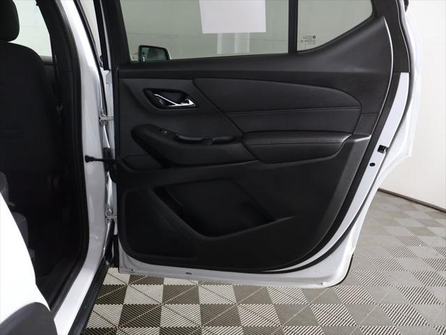 2022 Chevrolet Traverse AWD LT Cloth