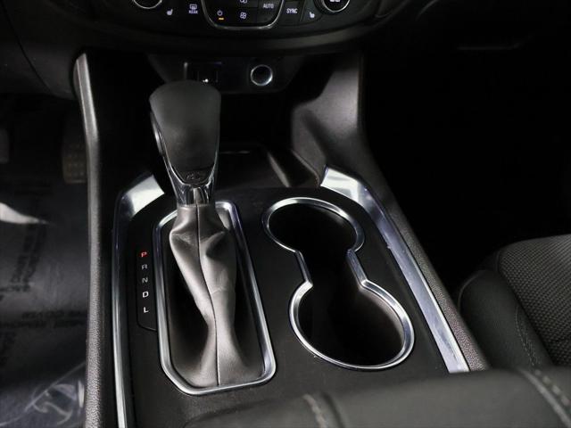 2022 Chevrolet Traverse AWD LT Cloth