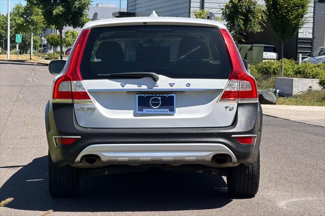 2015 Volvo XC70 T5 Premier