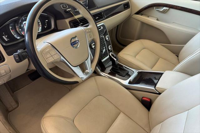2015 Volvo XC70 T5 Premier