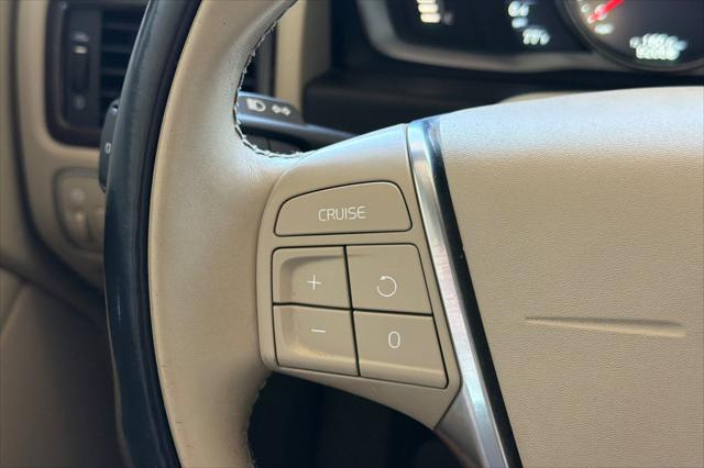 2015 Volvo XC70 T5 Premier