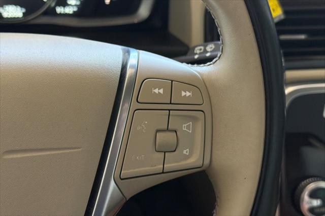 2015 Volvo XC70 T5 Premier