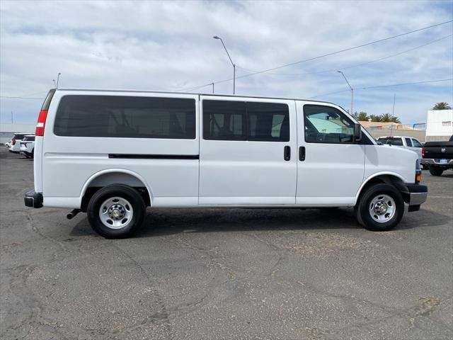 2025 Chevrolet Express Passenger RWD 3500 Extended Wheelbase LT