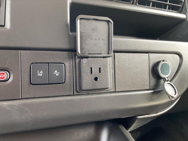 2025 Chevrolet Express Passenger RWD 3500 Extended Wheelbase LT
