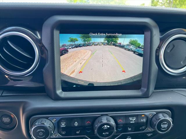 2022 Jeep Wrangler Unlimited Sahara Altitude