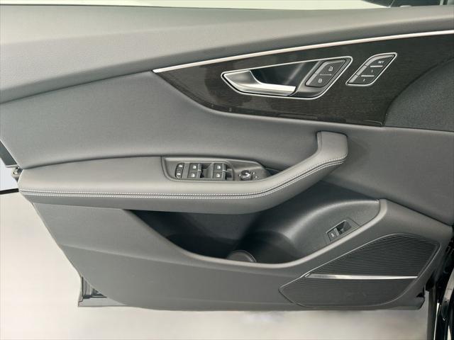 2026 Audi Q8 Premium Plus 55 TFSI quattro Tiptronic