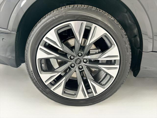 2026 Audi Q8 Premium Plus 55 TFSI quattro Tiptronic