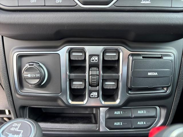2026 Jeep Wrangler 4-Door Sahara 4x4