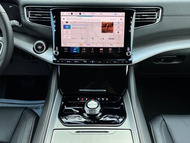 2026 Jeep Grand Wagoneer Unknown