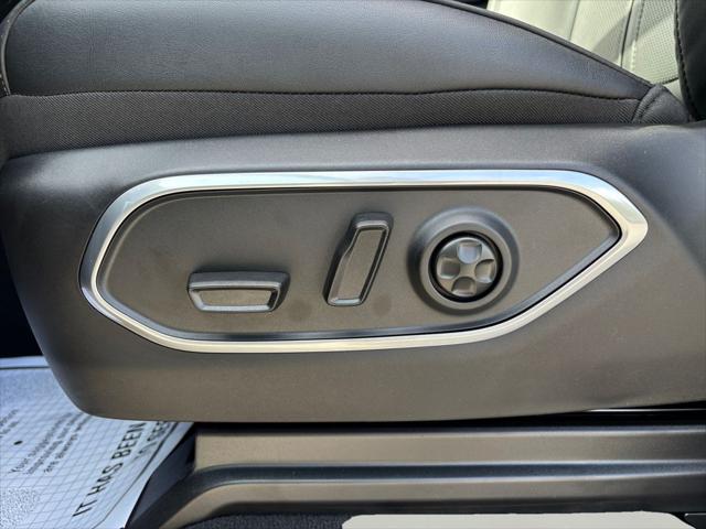 2026 Jeep Grand Wagoneer Unknown