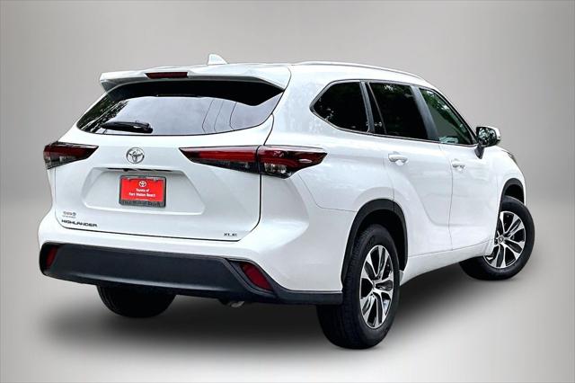2025 Toyota Highlander XLE
