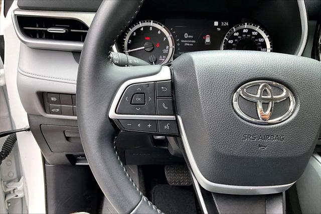 2025 Toyota Highlander XLE