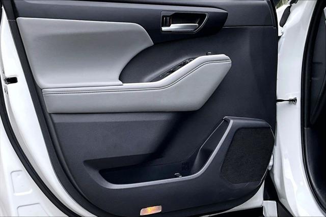 2025 Toyota Highlander XLE