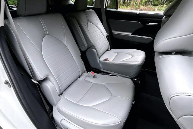 2025 Toyota Highlander XLE