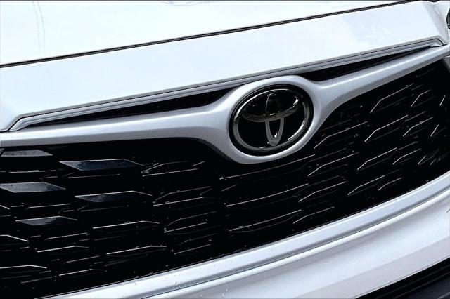 2025 Toyota Highlander XLE