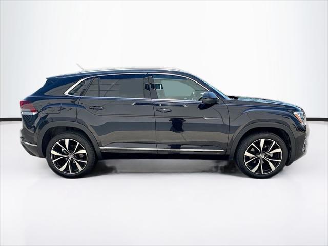 2024 Volkswagen Atlas Cross Sport 2.0T SEL Premium R-Line