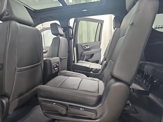 2023 Chevrolet Suburban 4WD LT