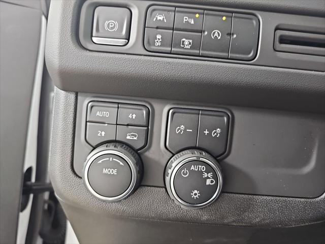 2023 Chevrolet Suburban 4WD LT