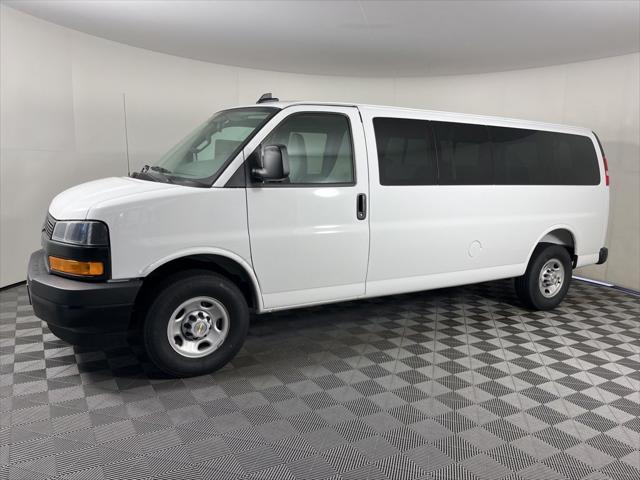 2026 Chevrolet Express Passenger 3500 Extended Wheelbase, LS, RWD