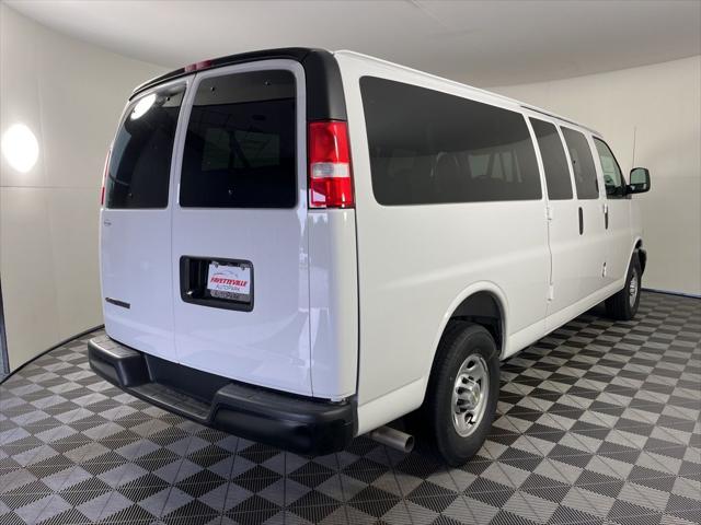 2026 Chevrolet Express Passenger 3500 Extended Wheelbase, LS, RWD