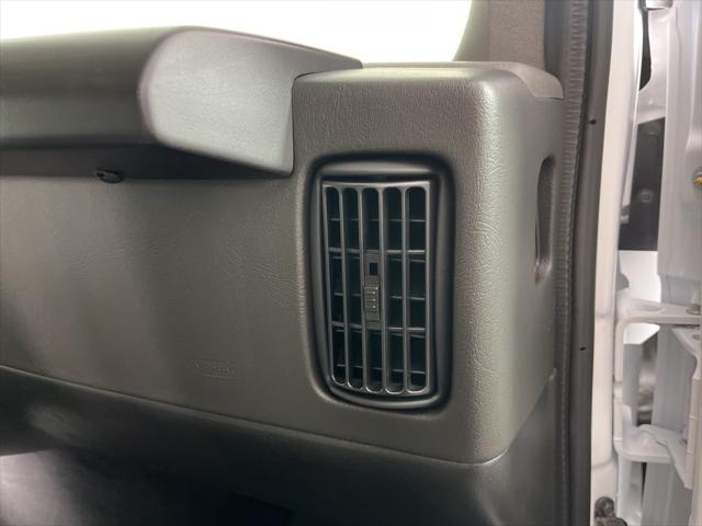2026 Chevrolet Express Passenger 3500 Extended Wheelbase, LS, RWD