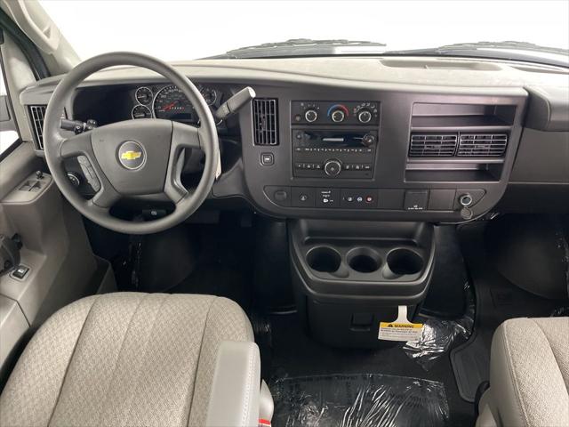 2026 Chevrolet Express Passenger 3500 Extended Wheelbase, LS, RWD