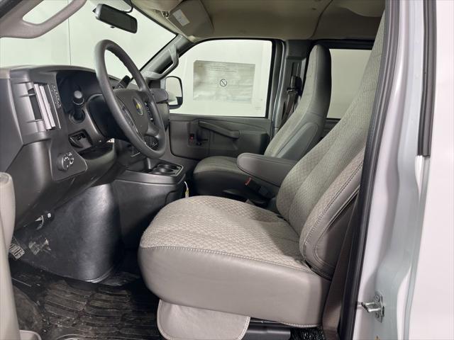 2026 Chevrolet Express Passenger 3500 Extended Wheelbase, LS, RWD