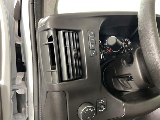 2026 Chevrolet Express Passenger 3500 Extended Wheelbase, LS, RWD