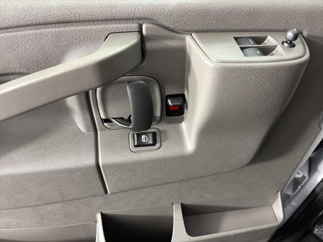 2026 Chevrolet Express Passenger 3500 Extended Wheelbase, LS, RWD