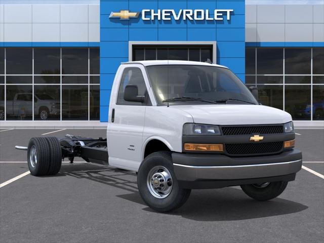 2026 Chevrolet Express Cutaway Work Van