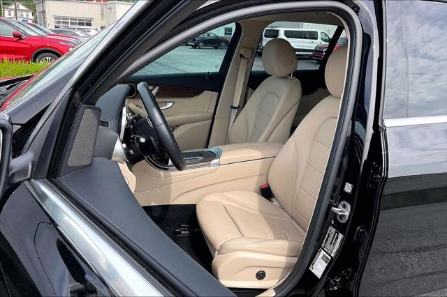 2022 Mercedes-Benz GLC SUV