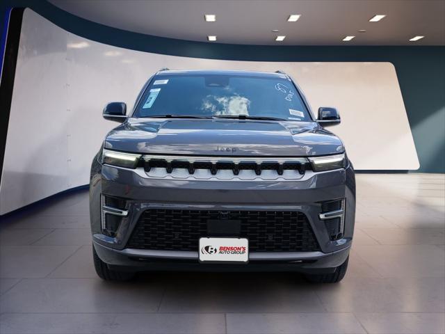 2026 Jeep Grand Wagoneer 4x2