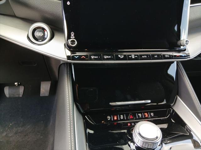 2026 Jeep Grand Wagoneer 4x2