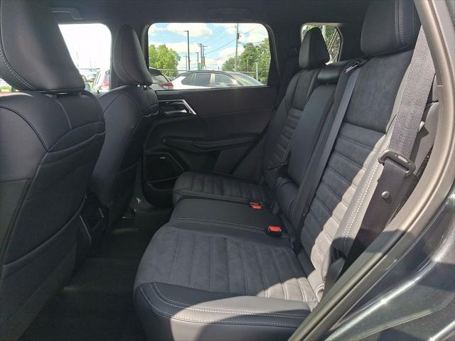 2026 Mitsubishi Outlander LE 1.5T S-AWC