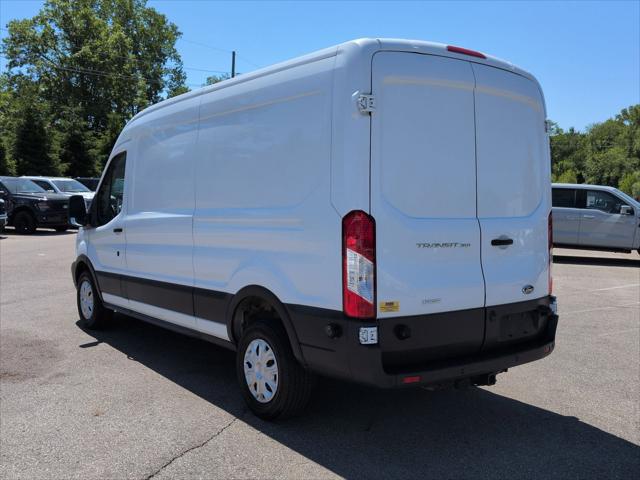 2016 Ford Transit Base